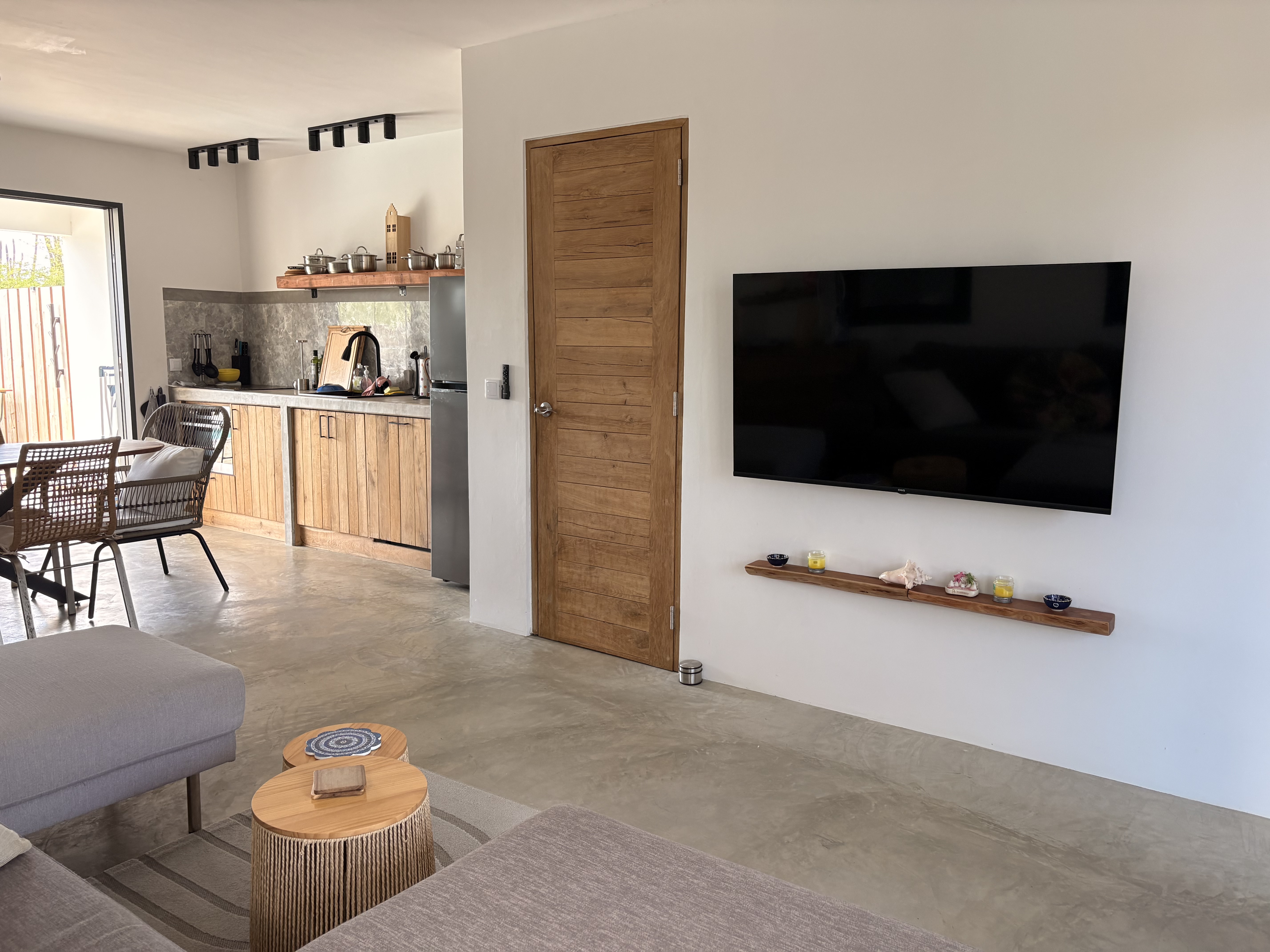 Open-plan living and kitchen
